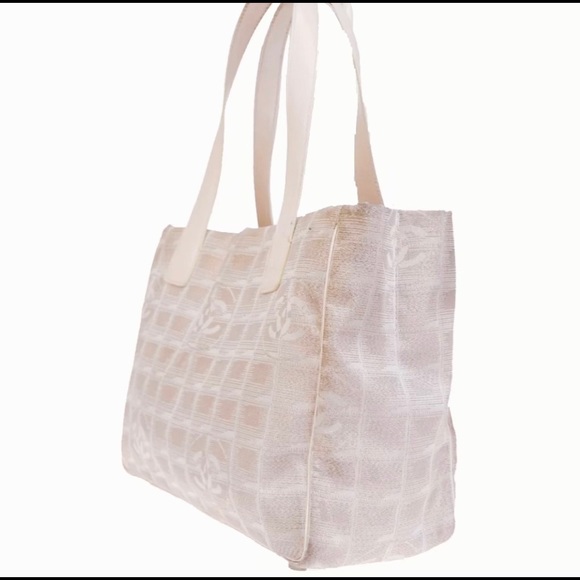 AUTHENTIC CHANEL Cc jacquard new travel line PM - Picture 4 of 8